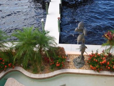 Six Bedroom Luxury Vacation Rental at Cape Coral